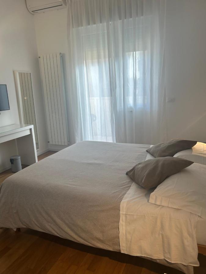 Civico 28 Bed & Breakfast เปสการา ภายนอก รูปภาพ