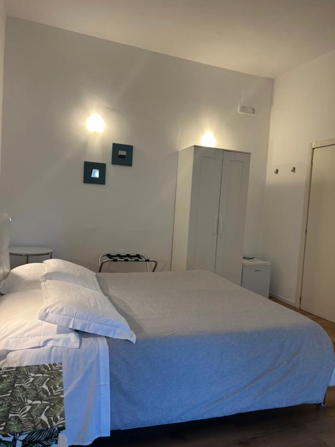 Civico 28 Bed & Breakfast เปสการา ภายนอก รูปภาพ
